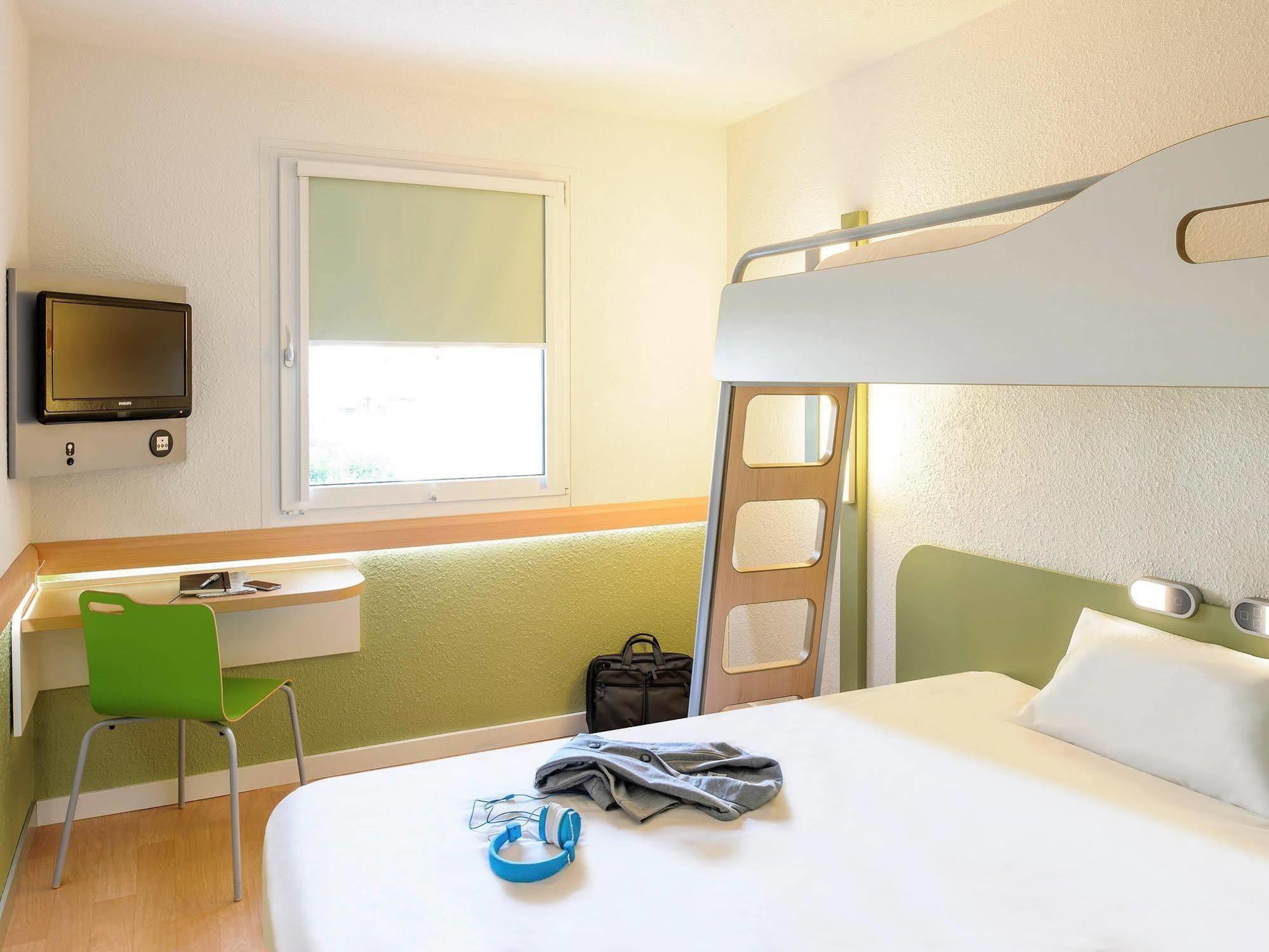 Ibis Budget Pau Est Zewnętrze zdjęcie